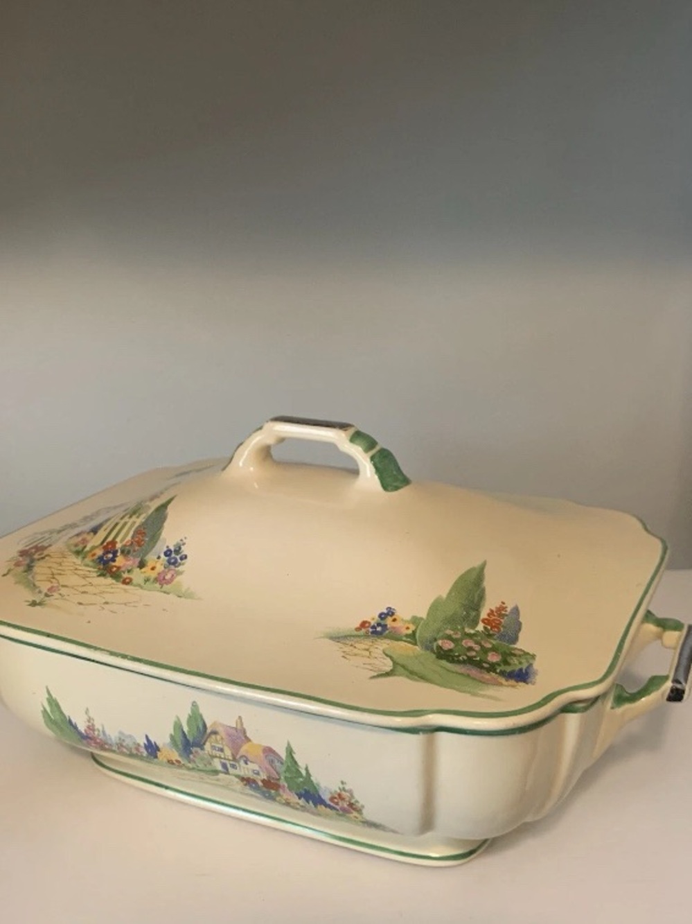 Rare Homer Laughlin English Garden Casserole Dish w/Lid C-4 Century Shape - Picture 3 of 16